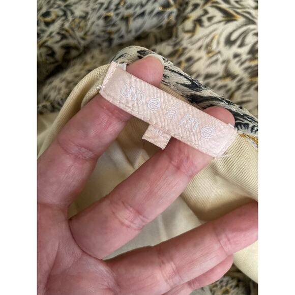 Une Ame Women's Dress Size XL Taupe Gold Sparkle Flutter Belted Chiffon - Picture 11 of 11